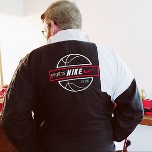 🔥 90’s 1996 Nike Sport Lined Zip Up Windbreaker!!